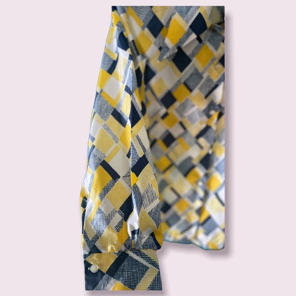 1970s light airy geometric print blouse - Picture 2 of 4